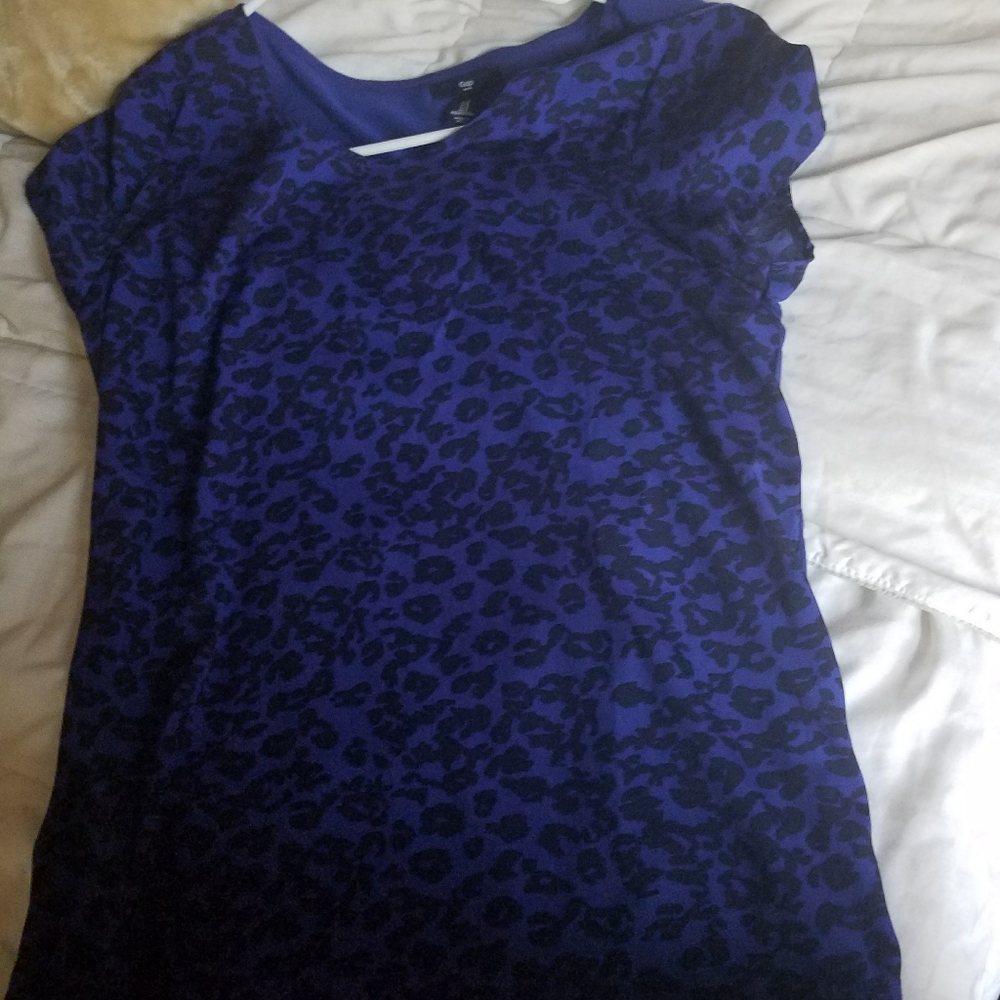 Blue lepord print shirt